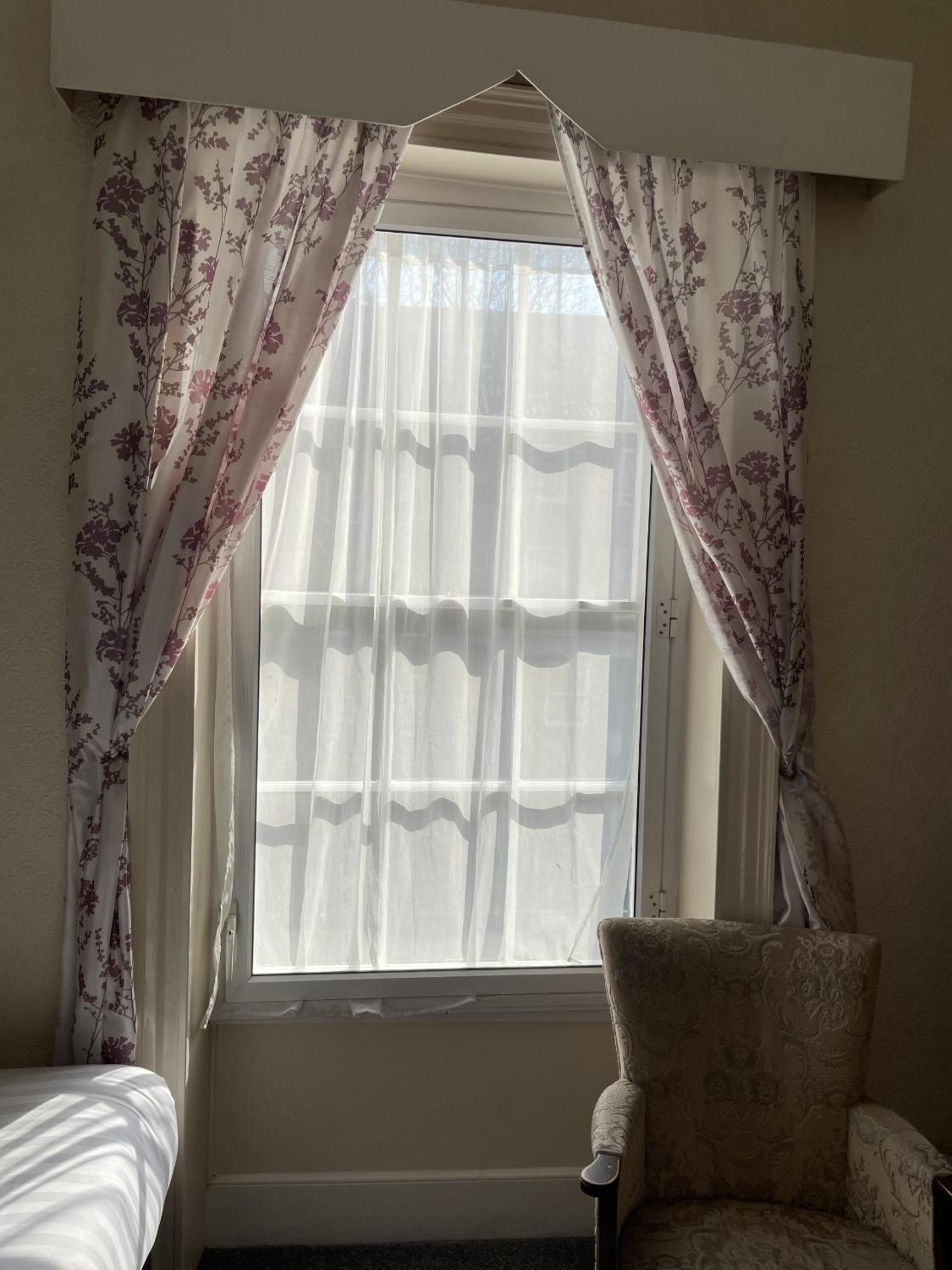 Diamonds Inn Ltd