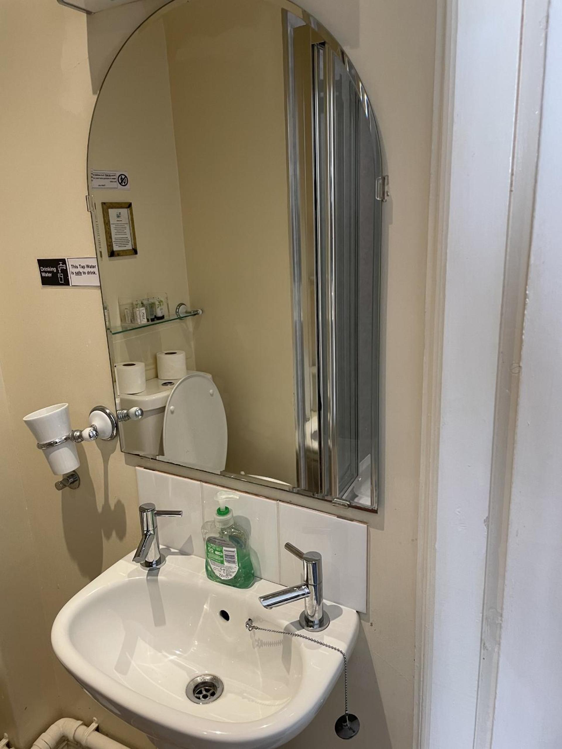 Diamonds Inn Ltd
