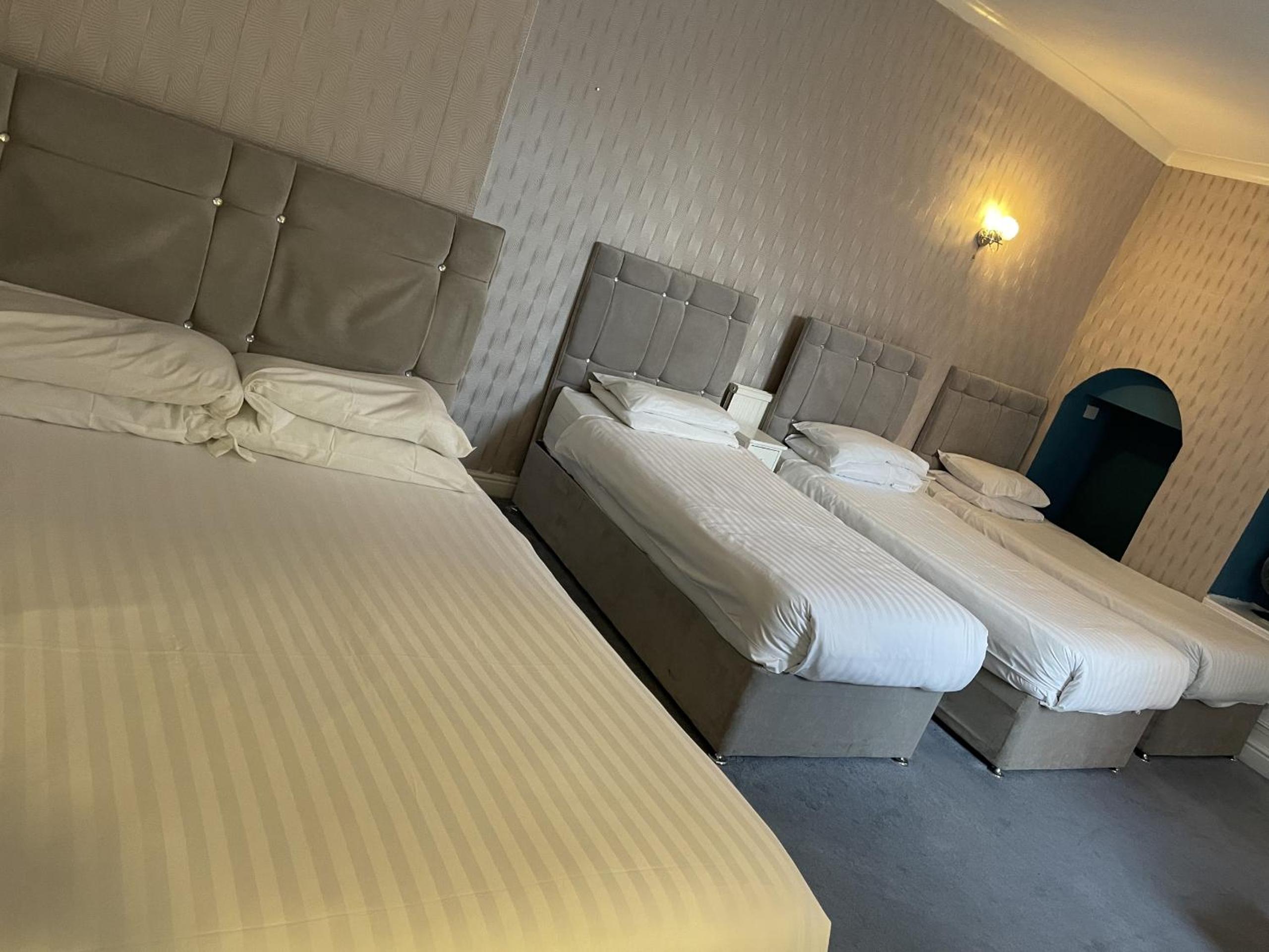 Diamonds Inn Ltd