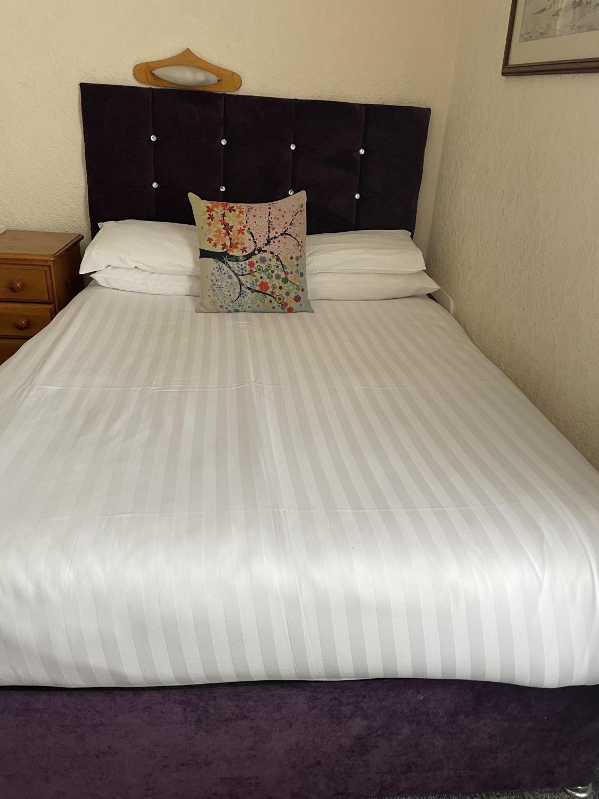 Diamonds Inn Ltd