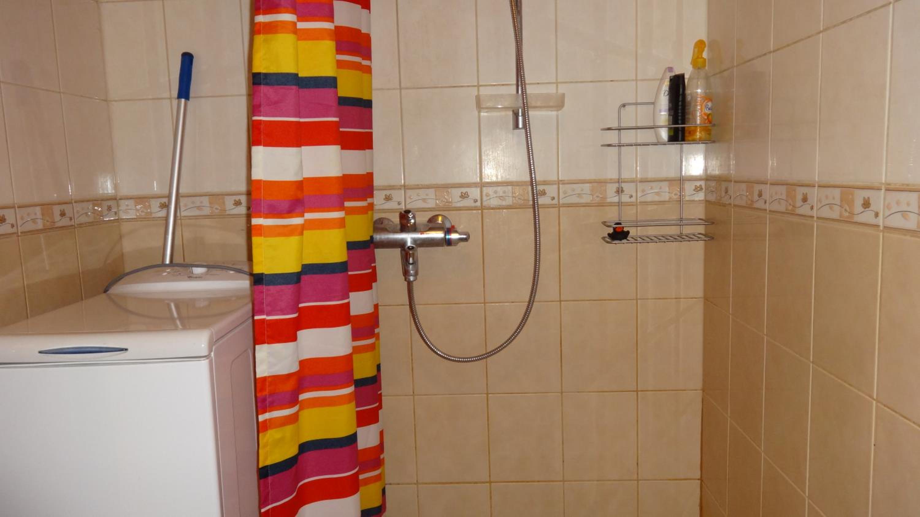 Photo 46
