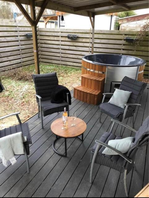 Hotel Hottub Forest Chalet Op De Veluwe!