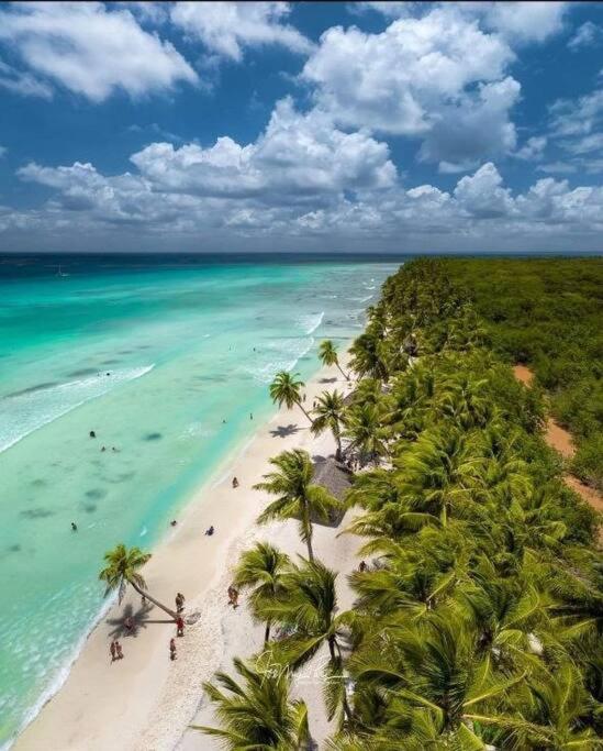 Tropical Blue apartments