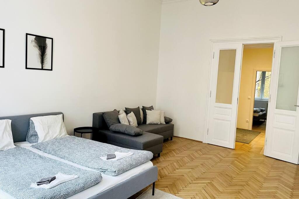 City-Center-Apartment Hip Area, Big & New