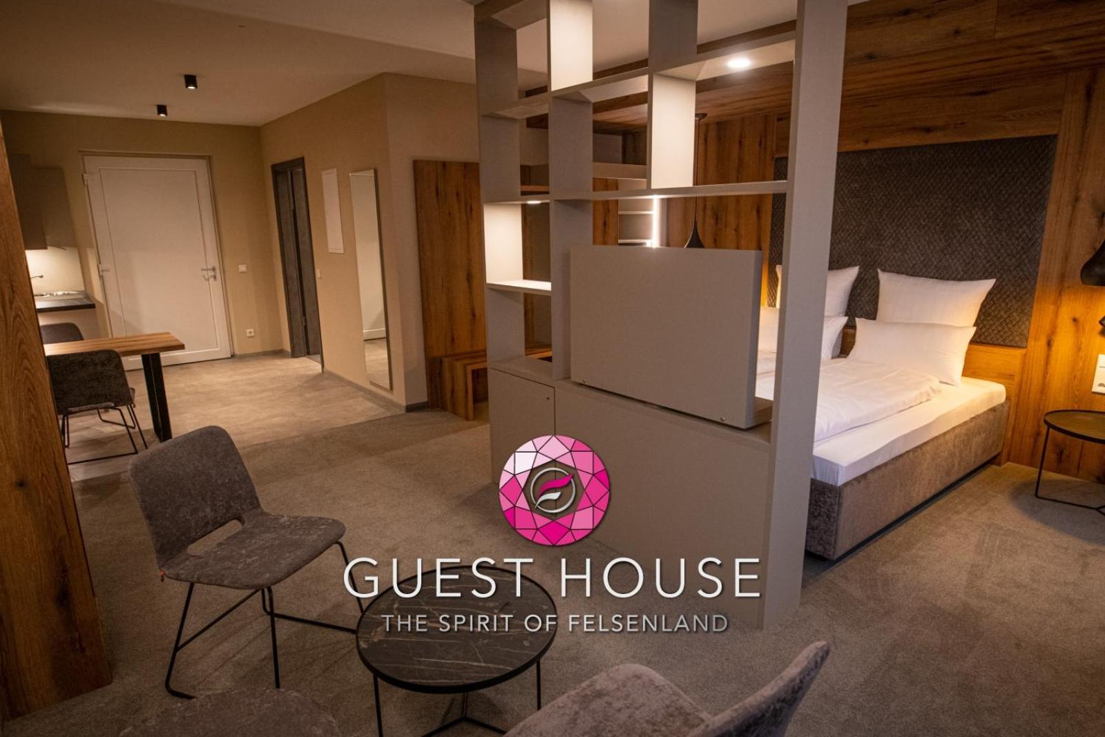 GUESTHOUSE FELSENLAND
