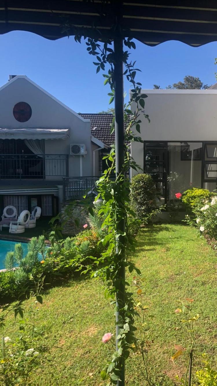 Muco Guest House