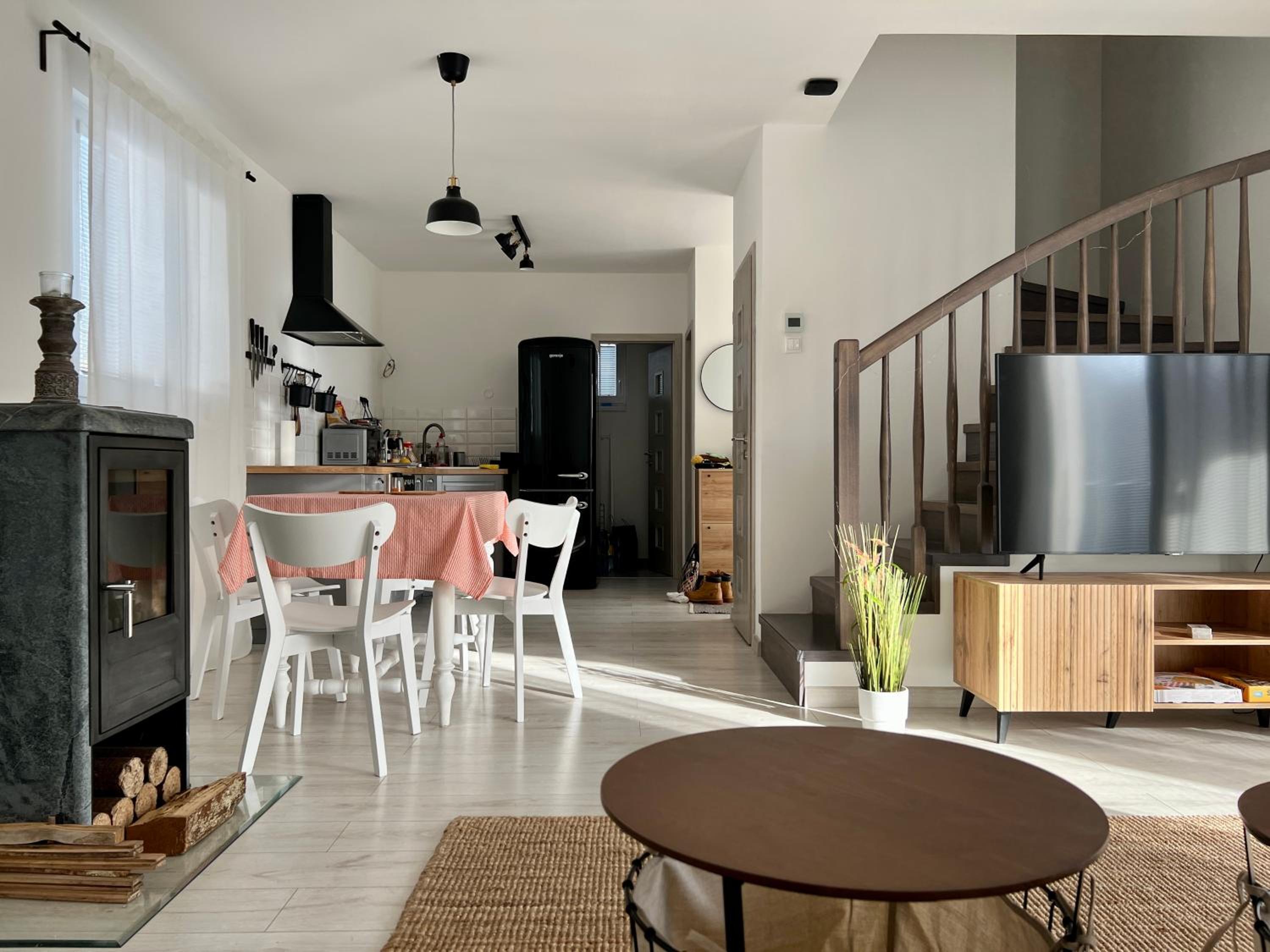 Hotel Domov nad jazerom - Image 1