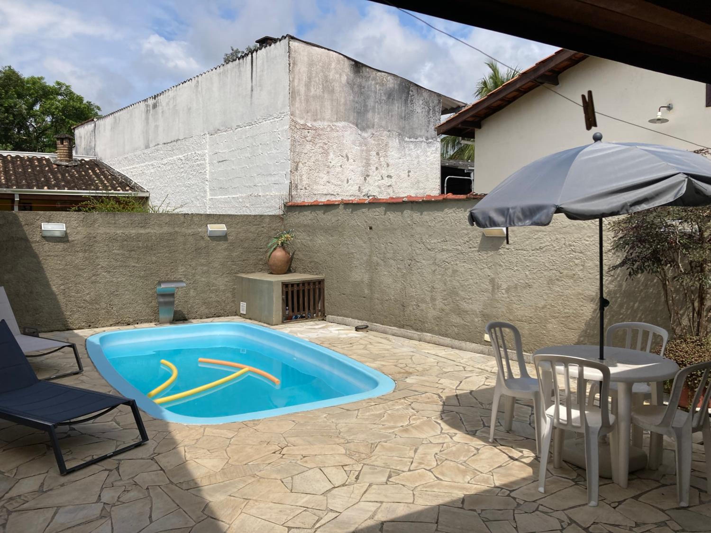 Casa com Piscina Exclusiva - Condomínio em frente ao Mar - Portaria 24h
