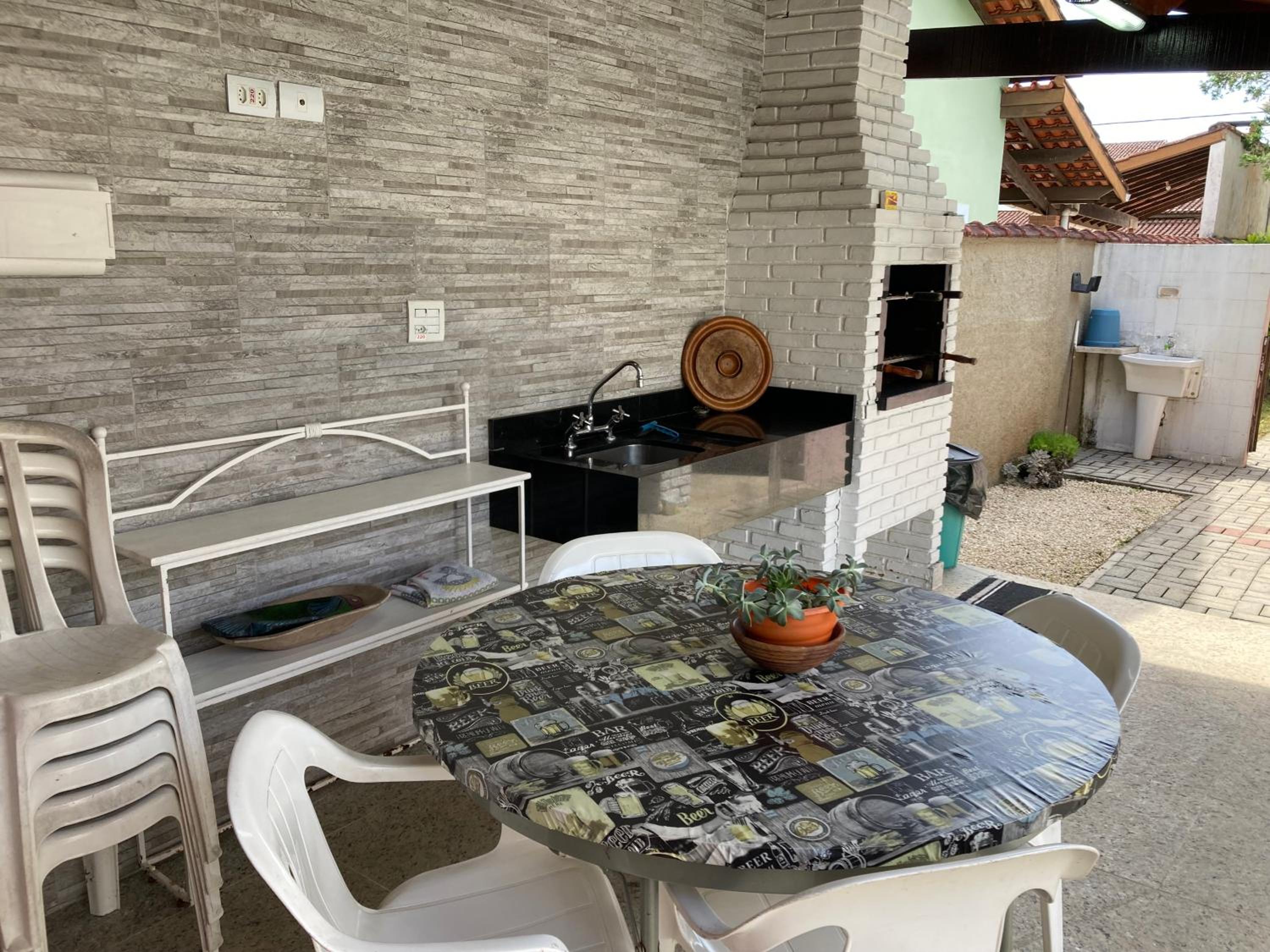 Casa com Piscina Exclusiva - Condomínio em frente ao Mar - Portaria 24h