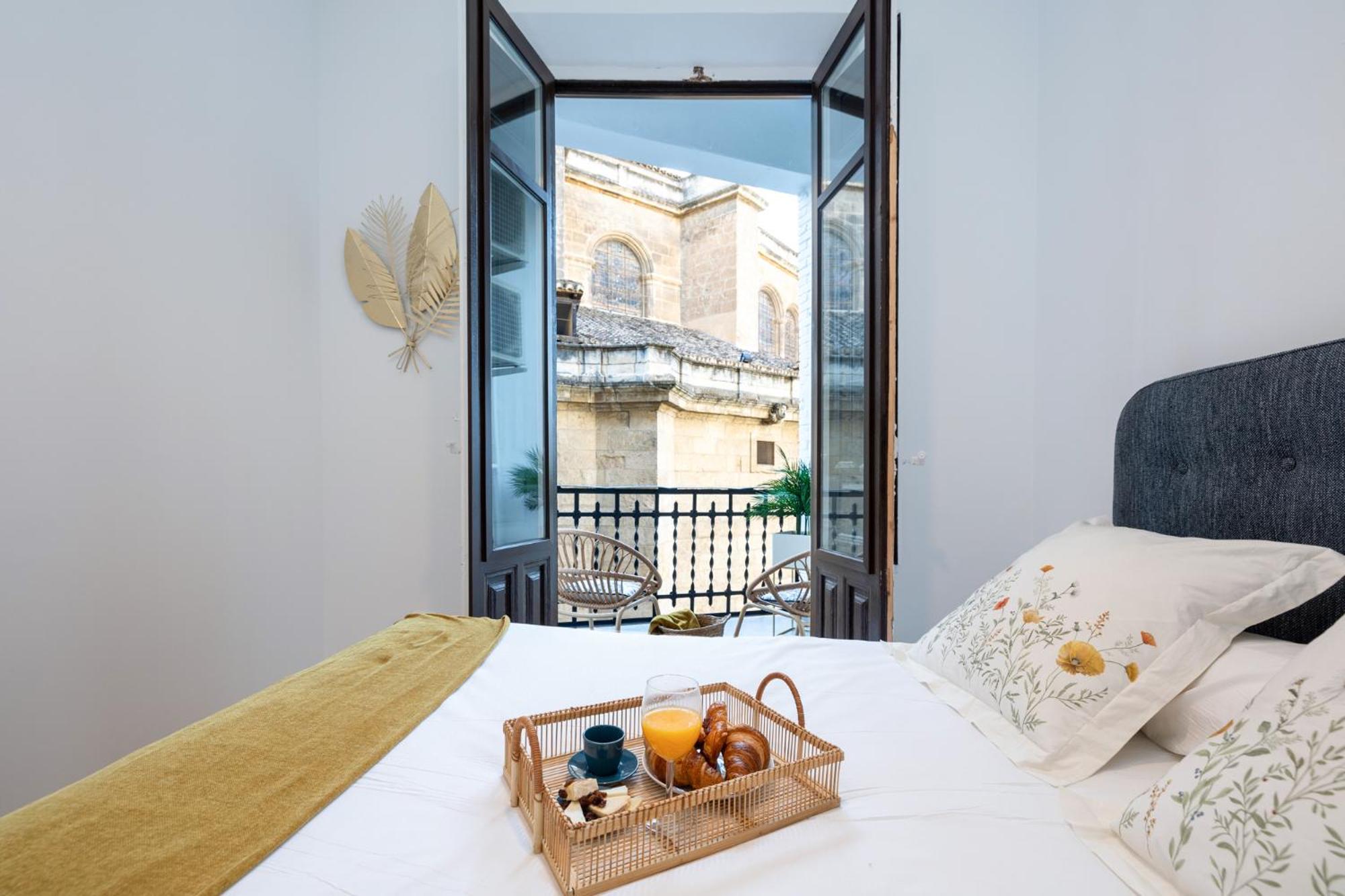 Luxury Gran Via Apartments