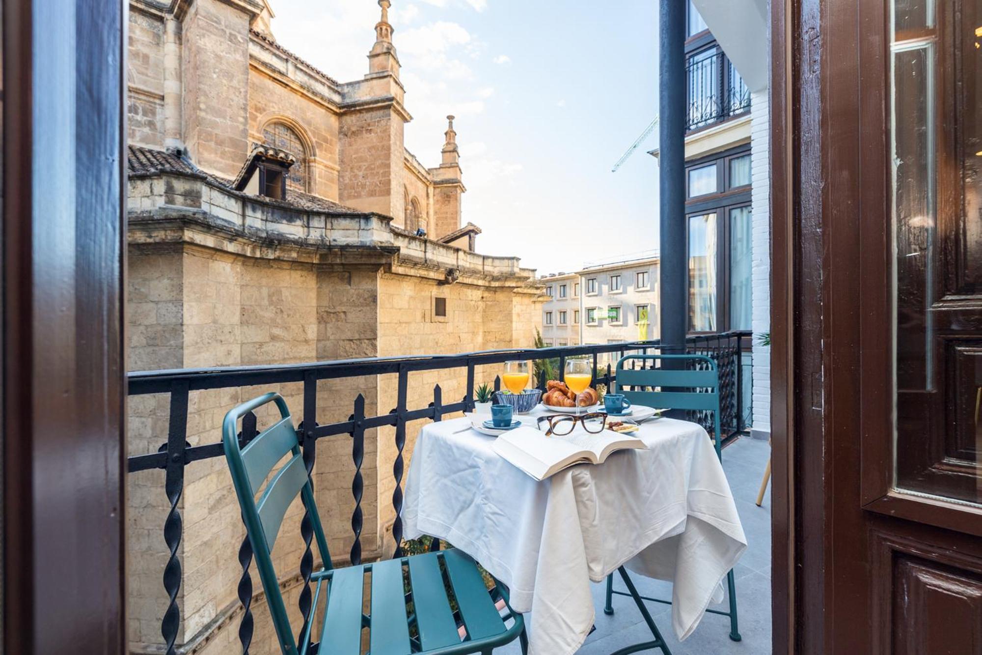 Luxury Gran Via Apartments