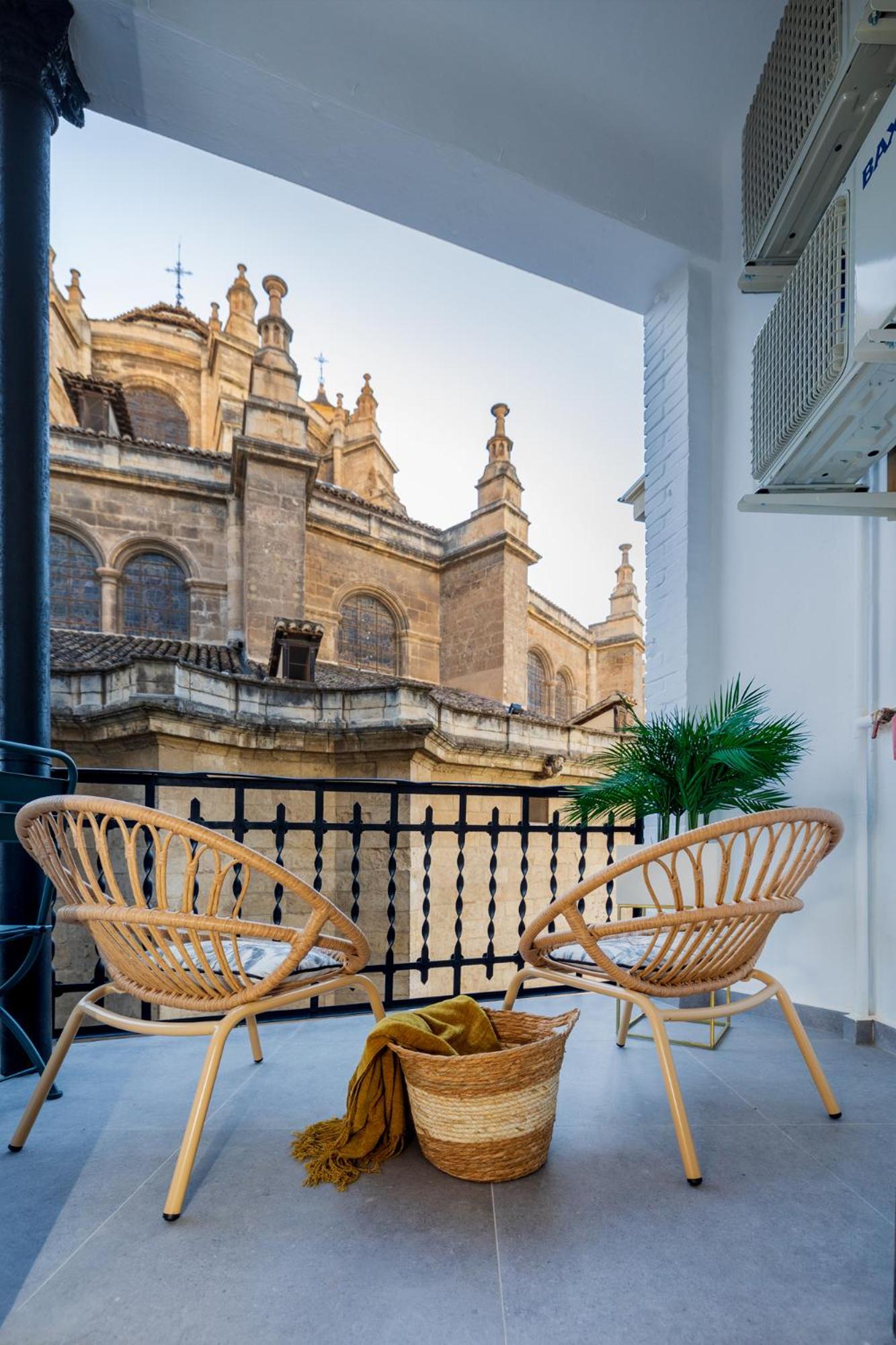 Luxury Gran Via Apartments