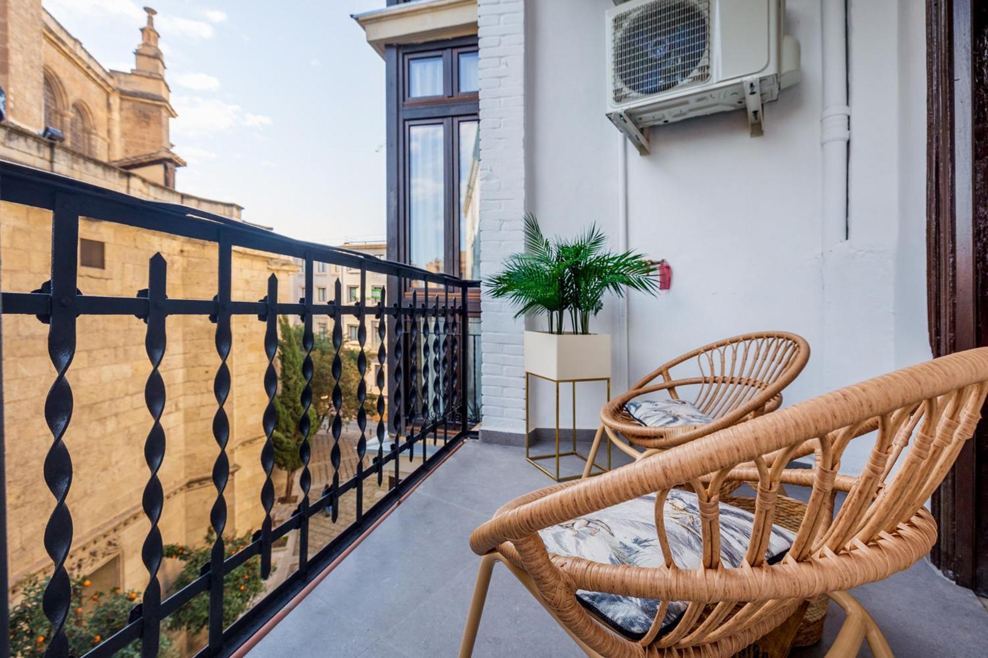Luxury Gran Via Apartments