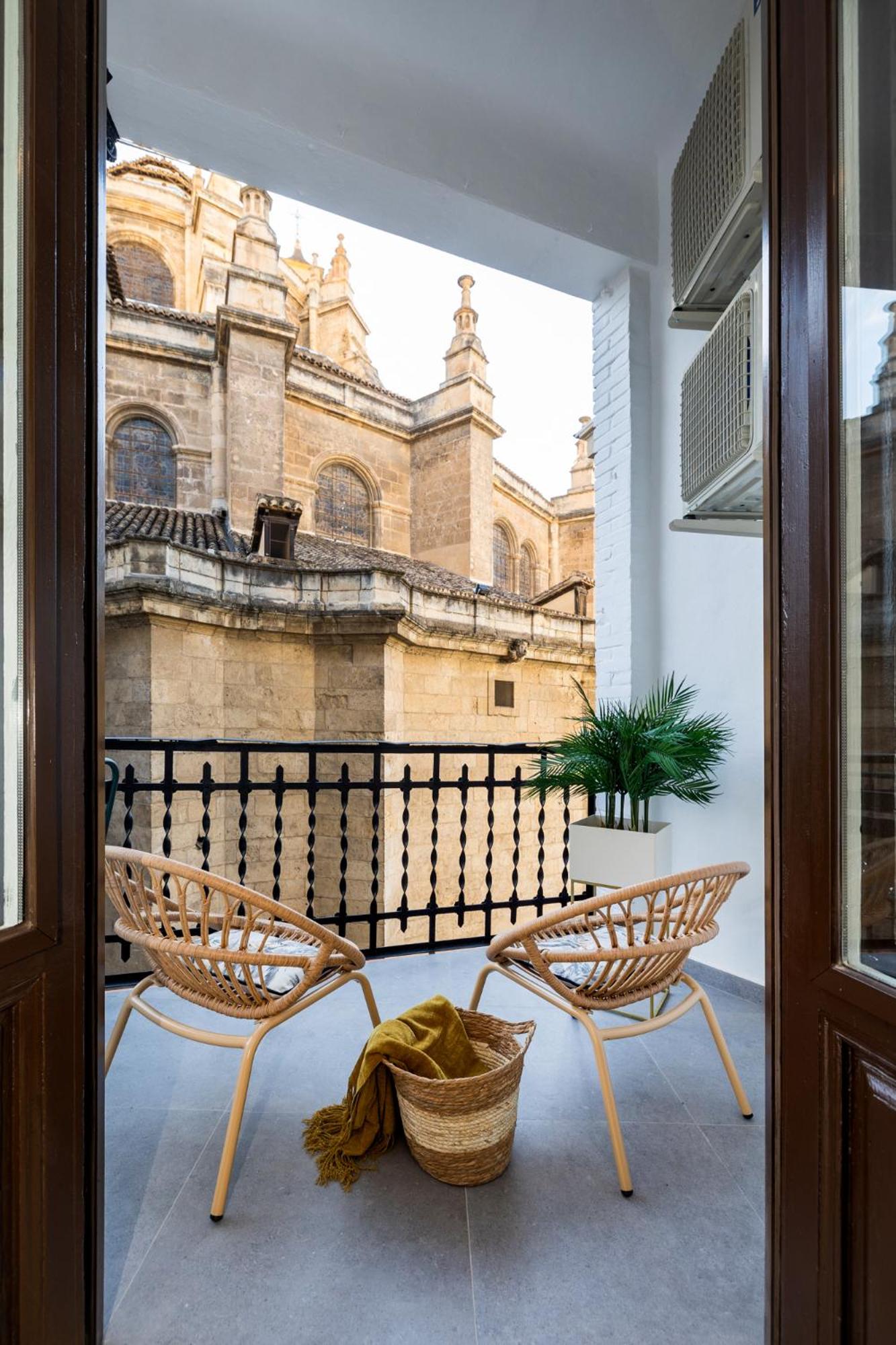 Luxury Gran Via Apartments