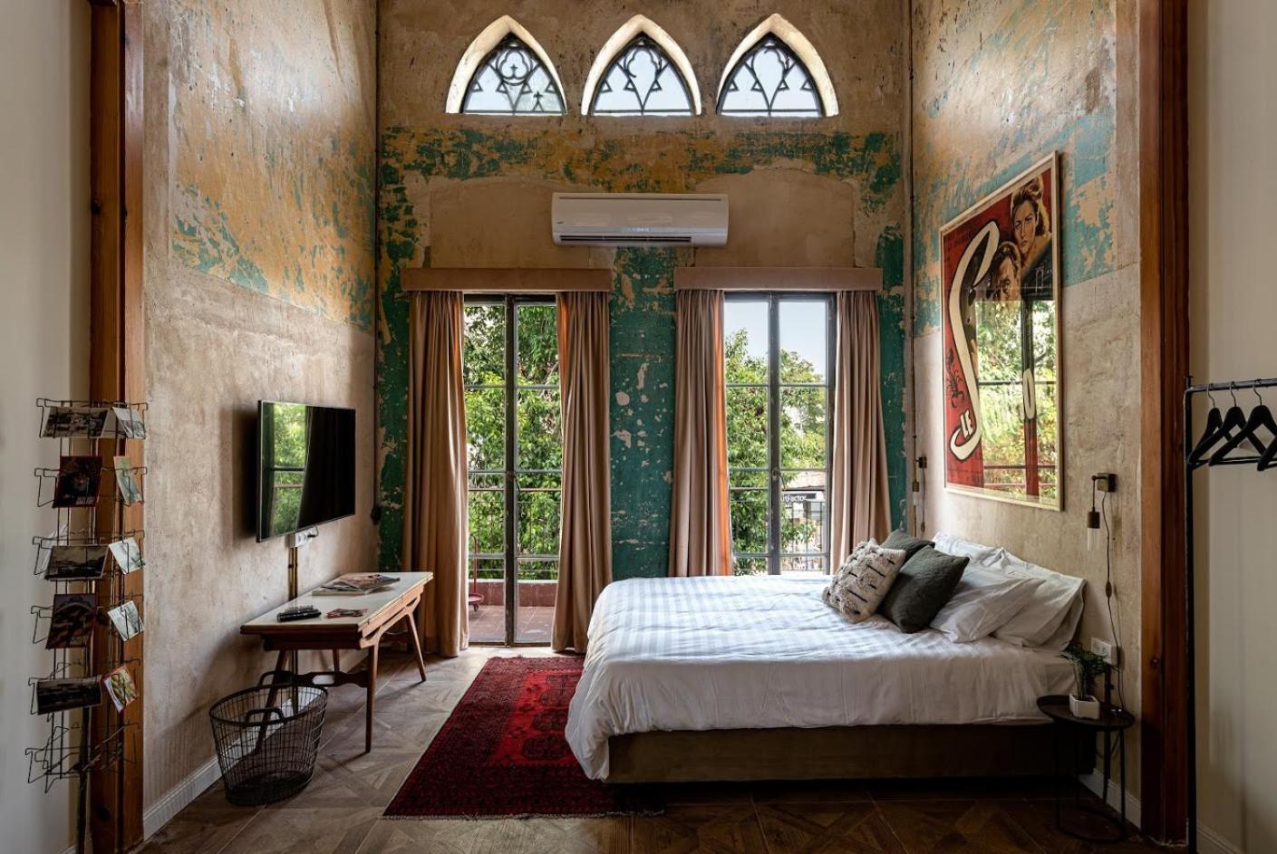 Vintage High Design Lofts l by Bookiz view 2