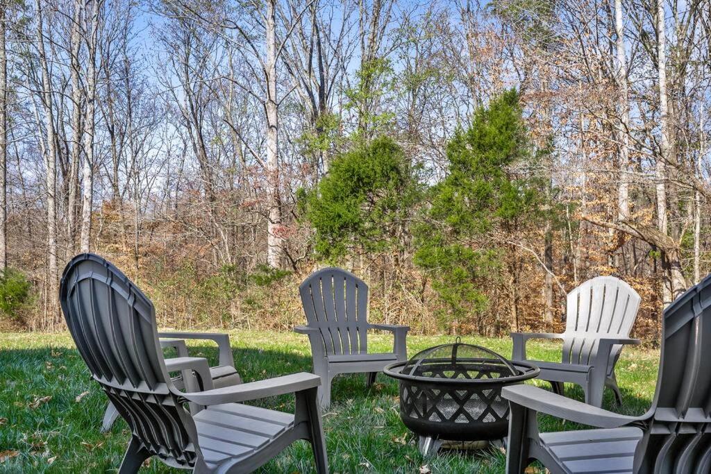Beautiful Home with Lake and Marina Access, Firepit, Golf Cart Included