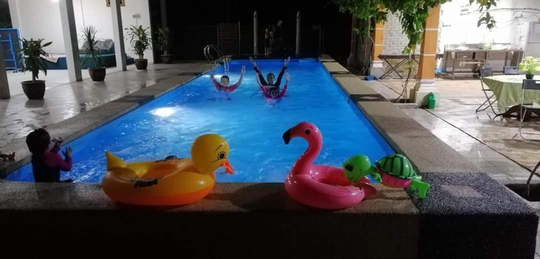 Challet Baitul Hanan with Private Pool near KLIA photo 2