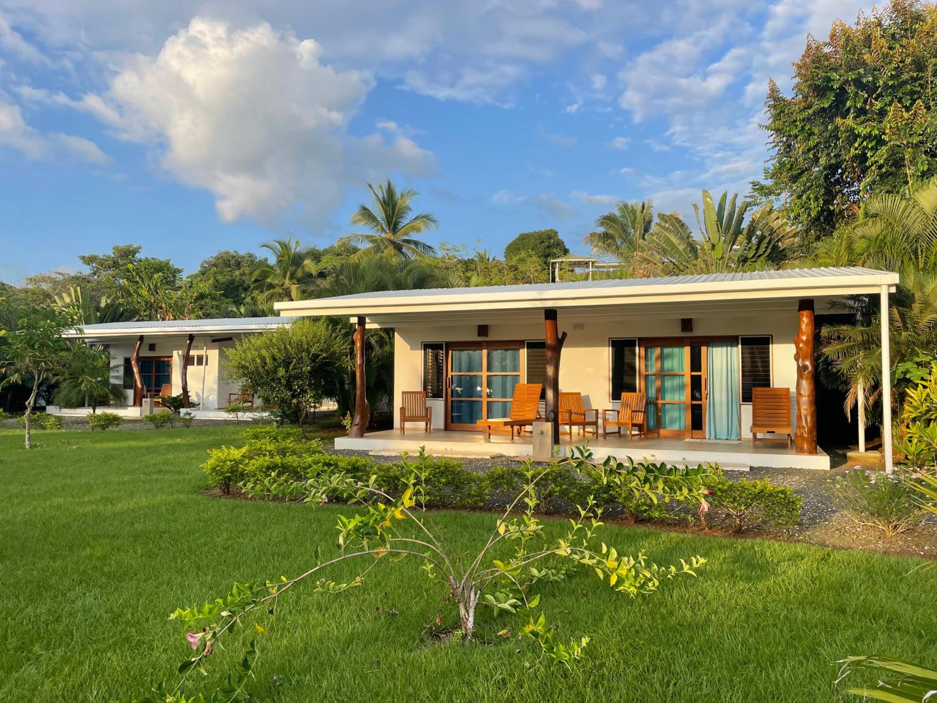 Hotel Salvatierra Beachfront Hotel - Image 1