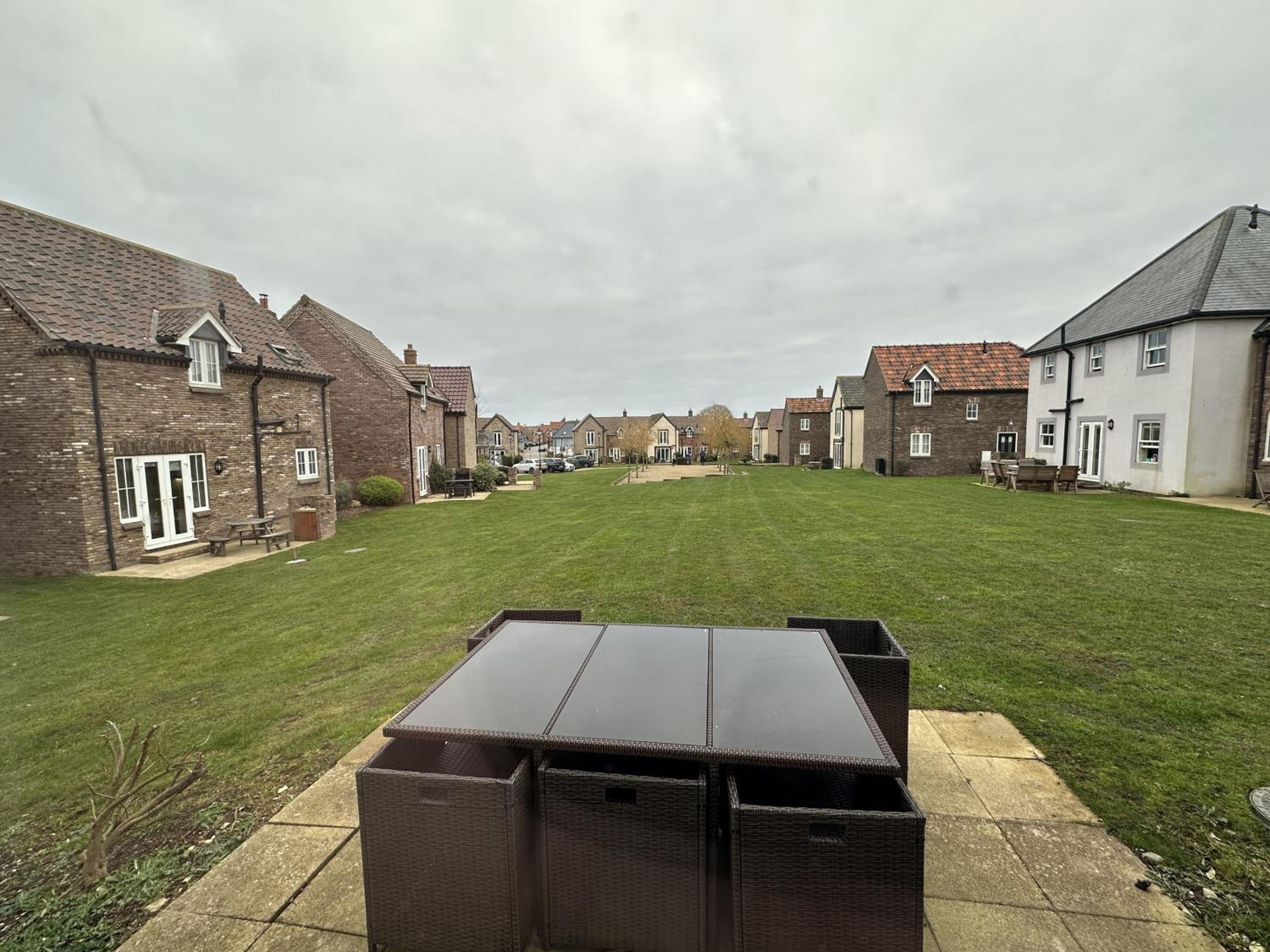 Coral Shores - Part of the The Bay Filey Holiday Village with pool, gym and direct beach access, pub, restaurant, tennis and meadows walks