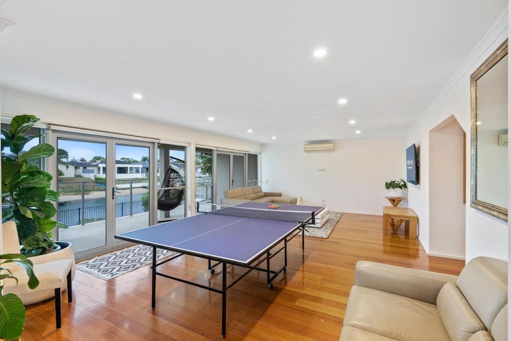 Sorrento Waterfront Retreat & Pool