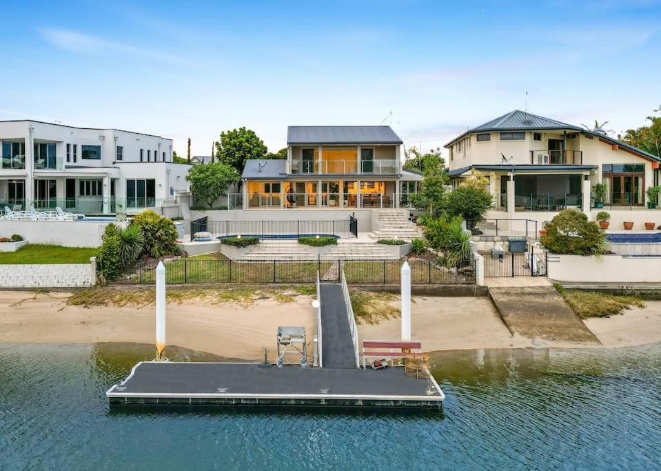 Sorrento Waterfront Retreat & Pool