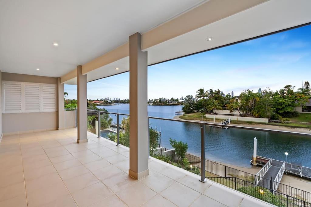 Sorrento Waterfront Retreat & Pool