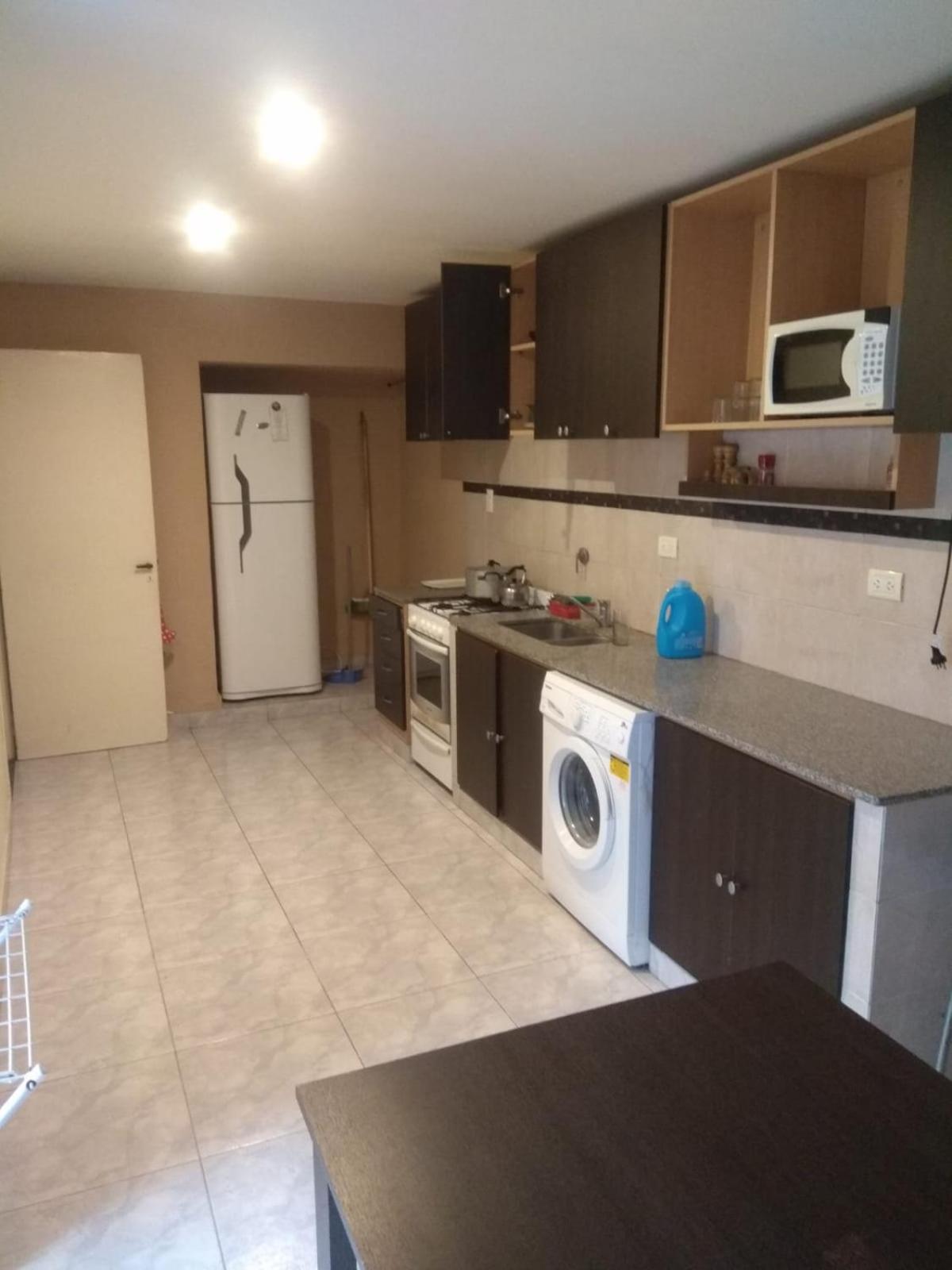 casa amplia, cómoda y céntrica para 5 personas