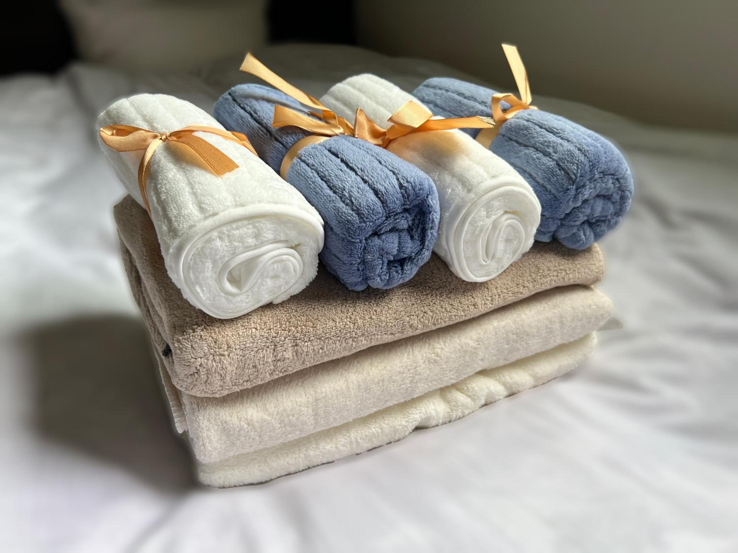 REIWA HOUSE
