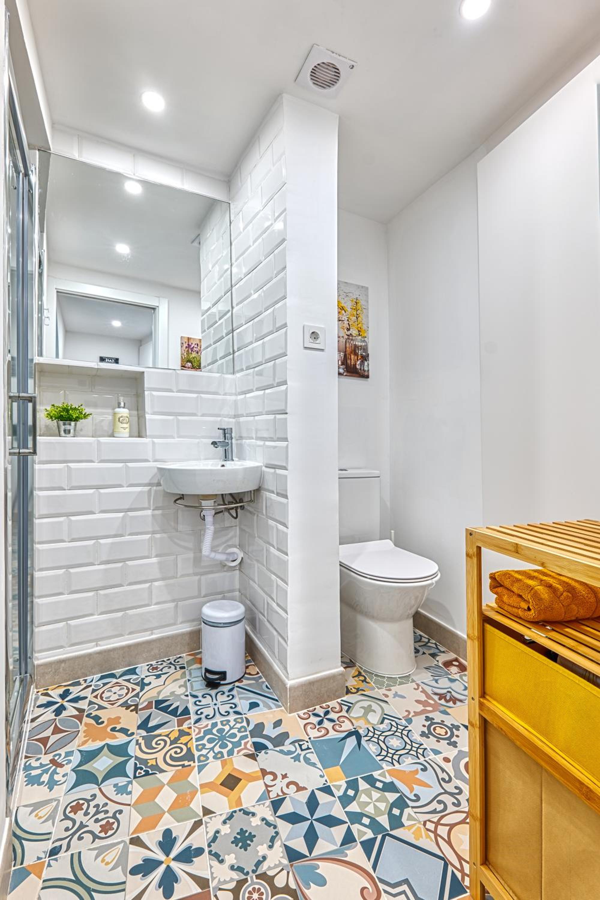 Alfama Rose Apartment view 5