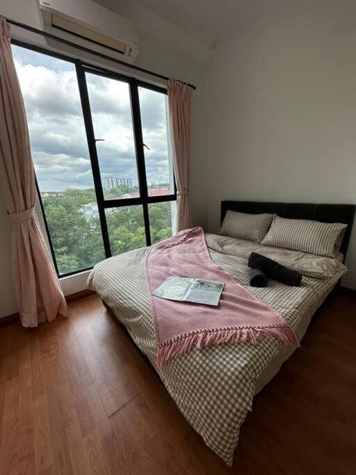 Platino 2BR ParadigmMall Netflix By STAY