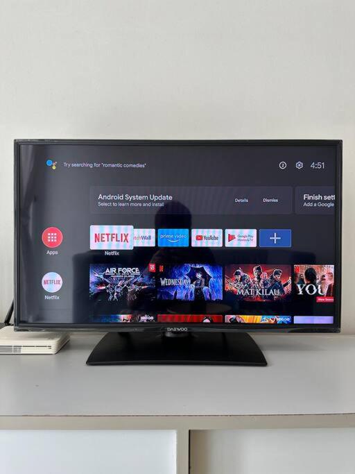 Platino 2BR ParadigmMall Netflix By STAY