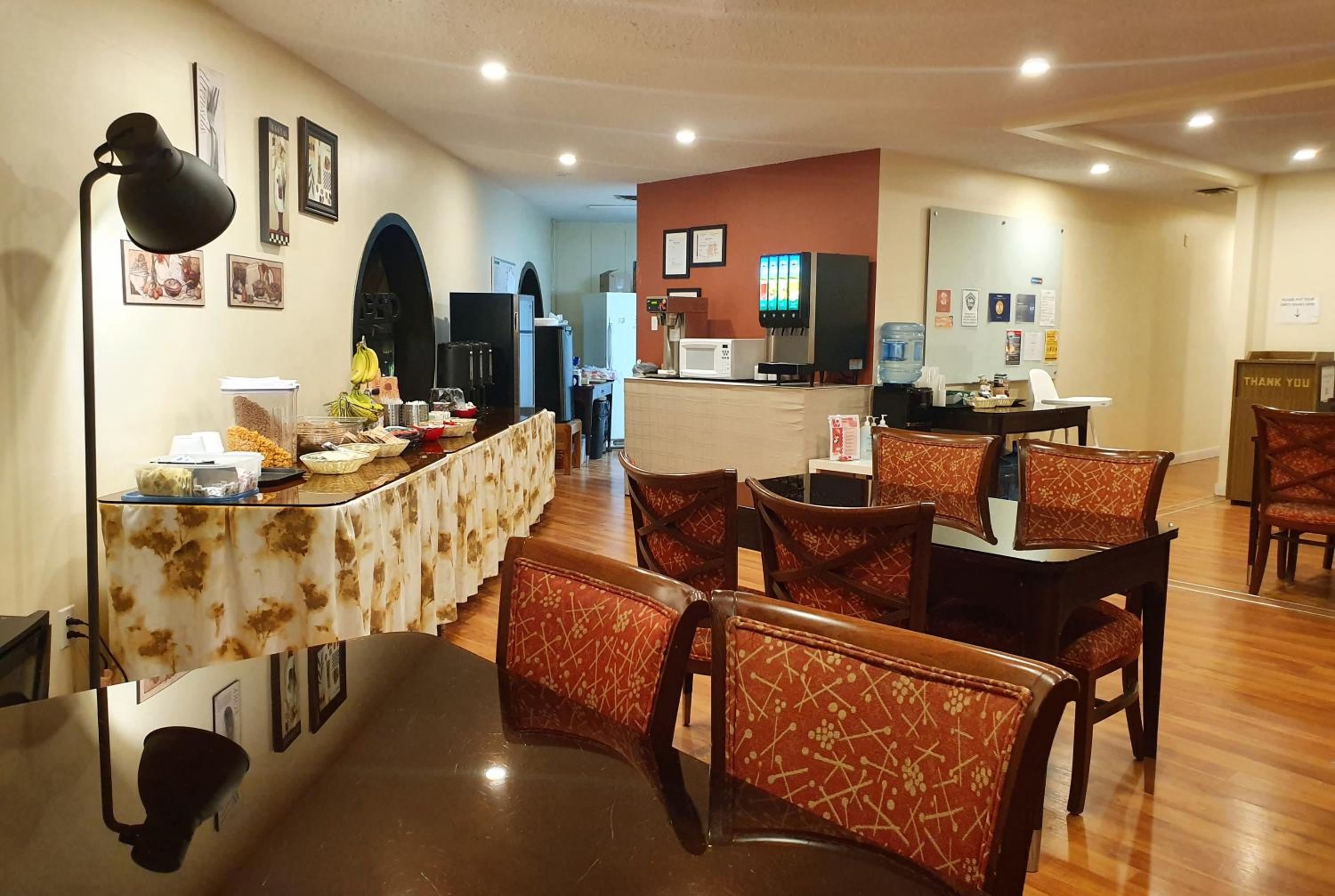 Cloud 9 Inn