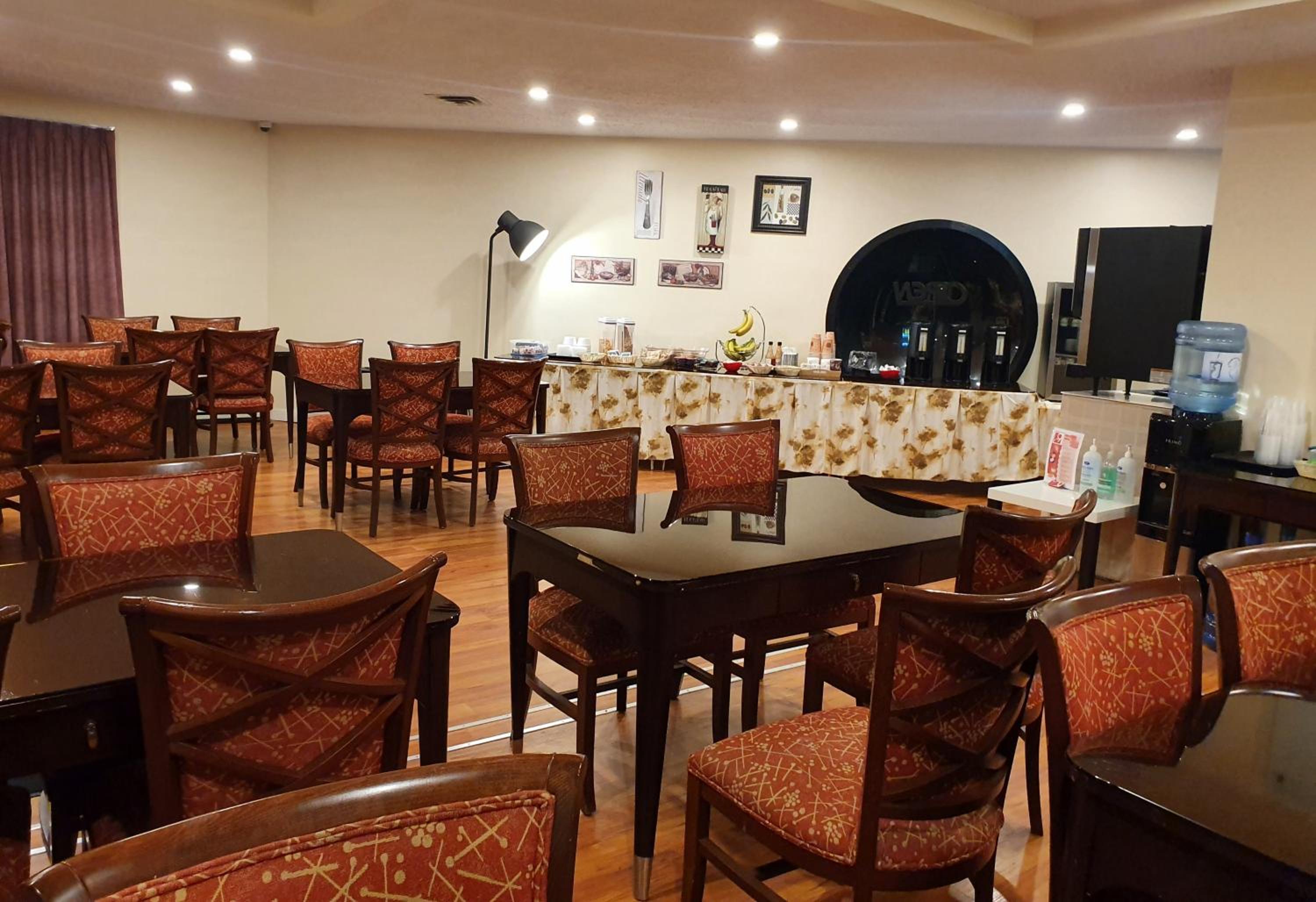 Cloud 9 Inn