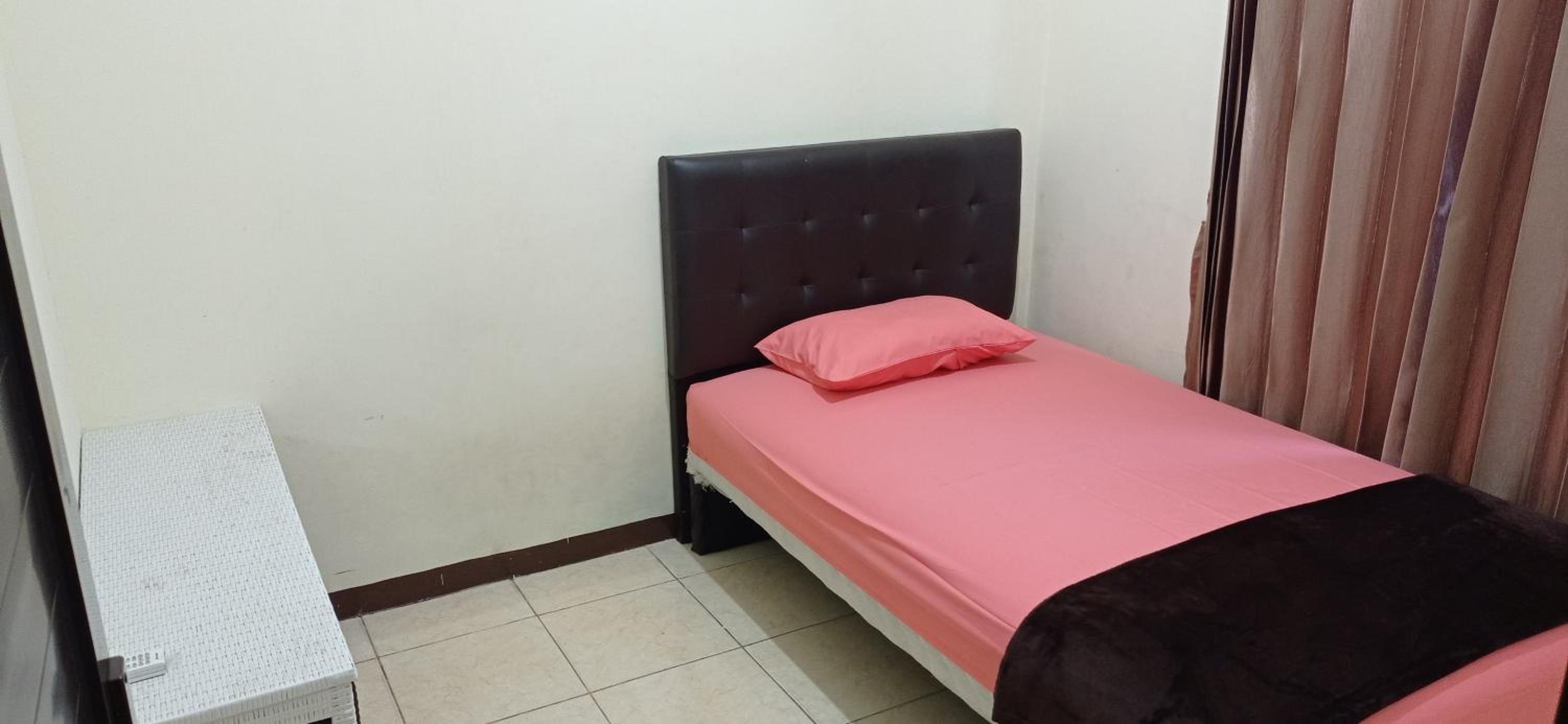 COZY TO STAY TEBET (PENGINAPAN MURAH,TP GA MURAHAN) view 2