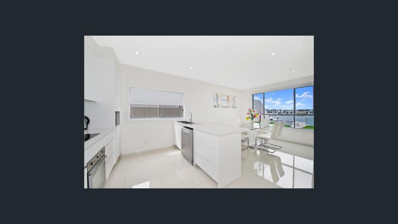 Sunshine Deluxe Port Macquarie