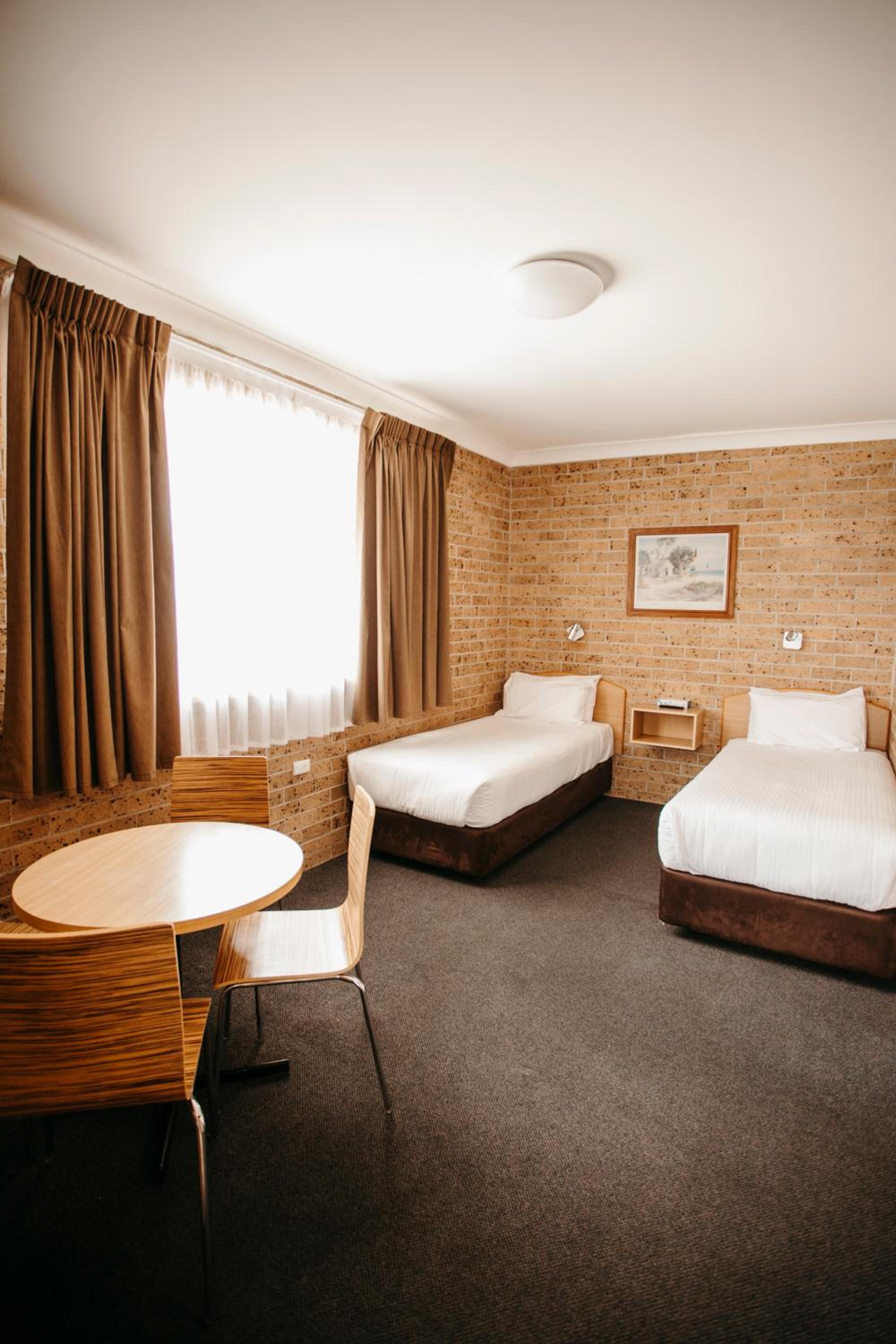 Colonial Motel Richmond