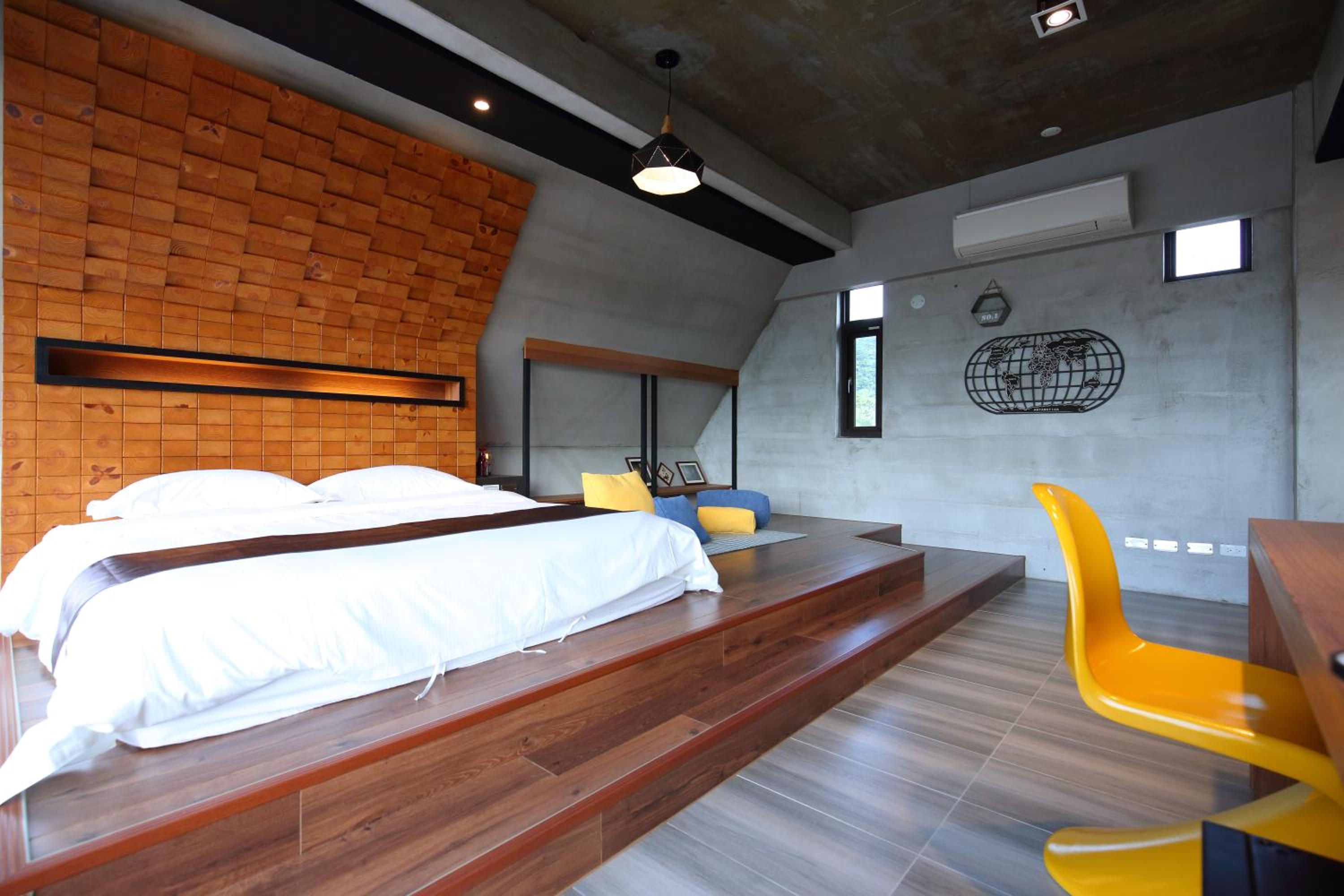 Photo 7
