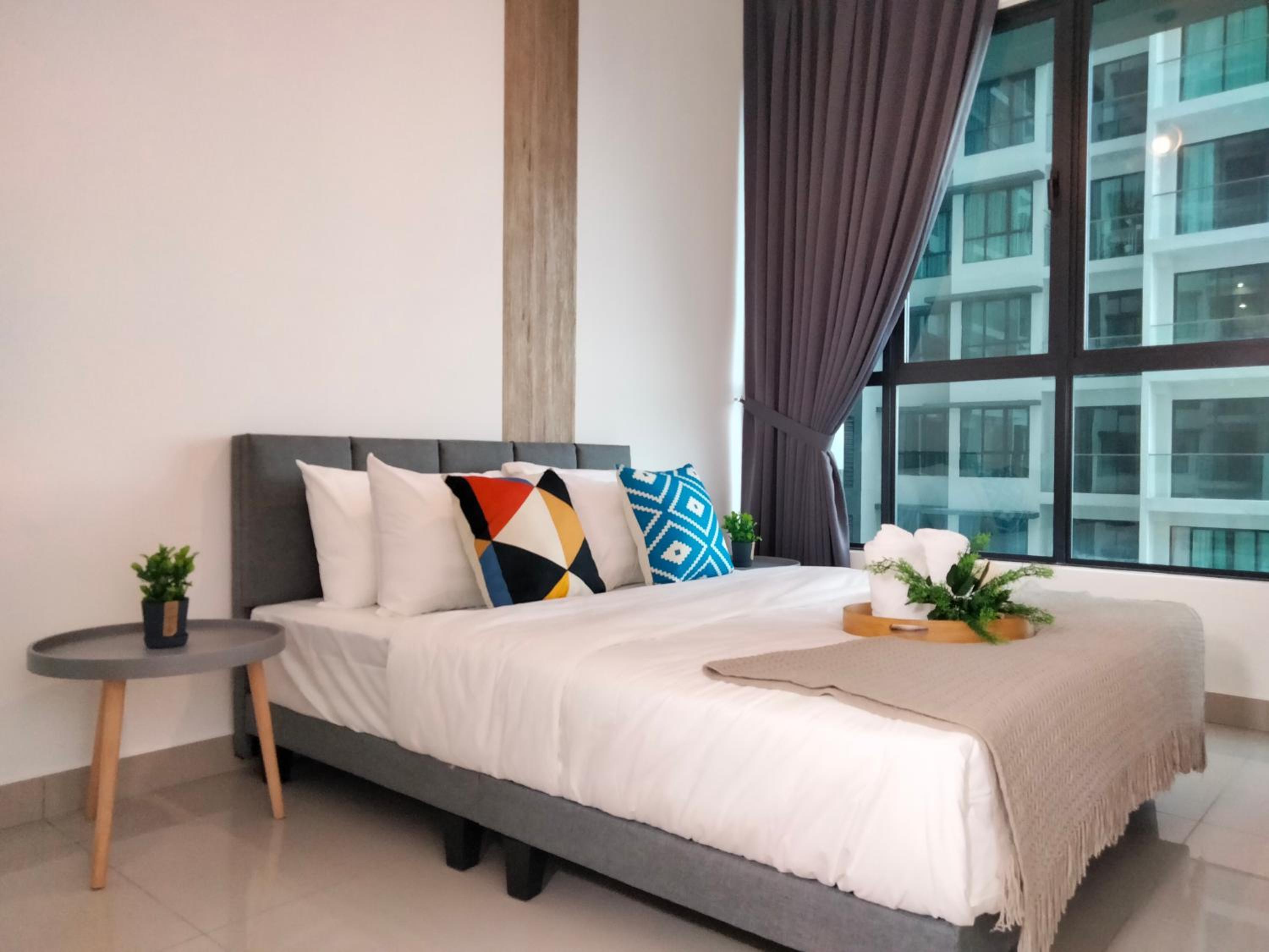Lav Un Service Suite KL by HomeBrickz