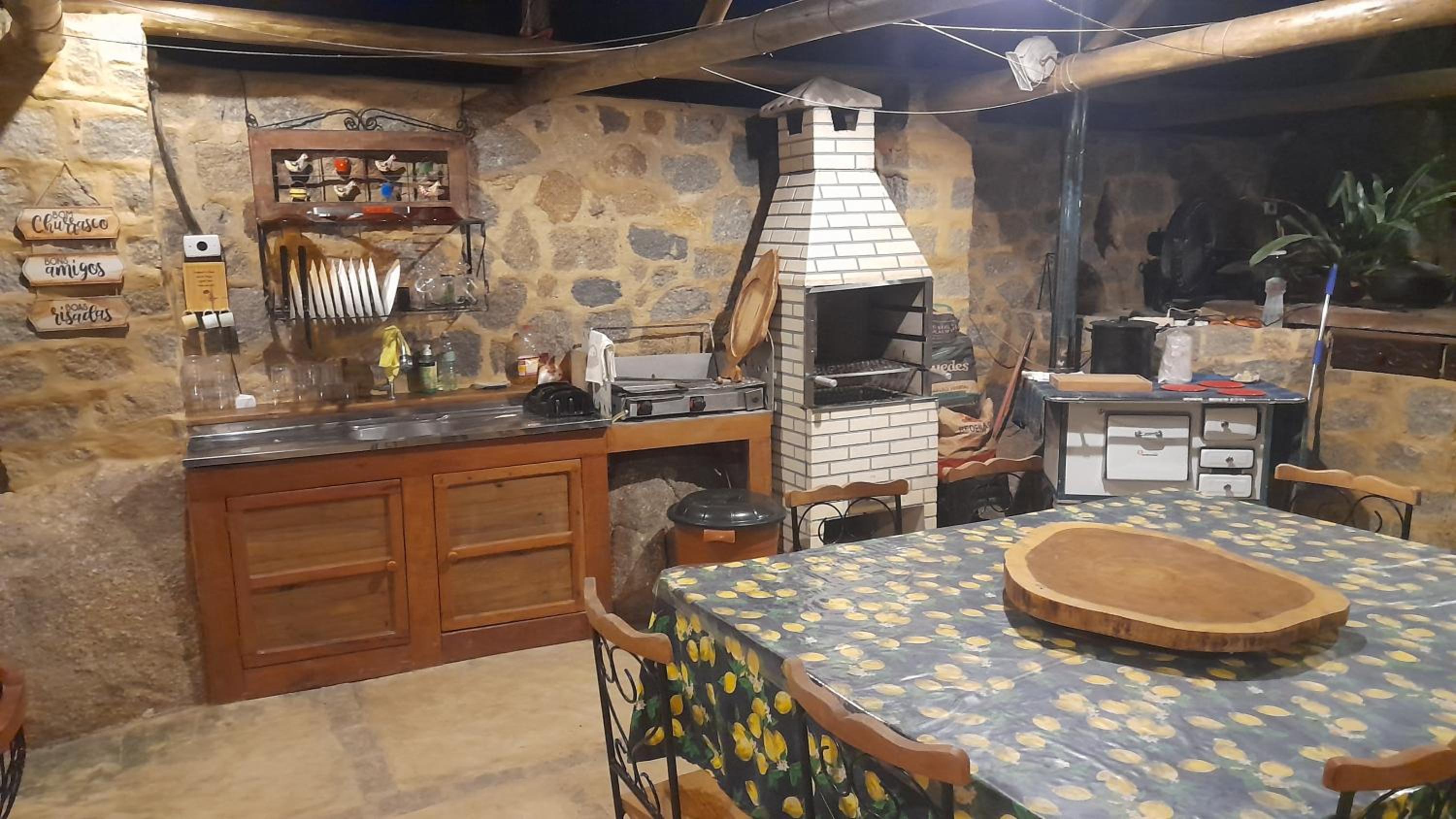 Chácara portal do dragão casa completa para 6 pax
