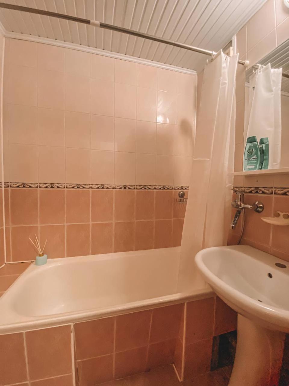 Vintage Apartment