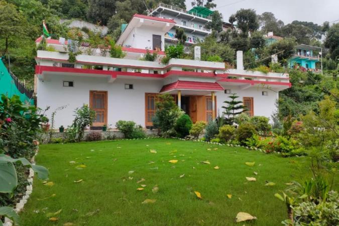 LivingStone Bhimtal Lodge view 3
