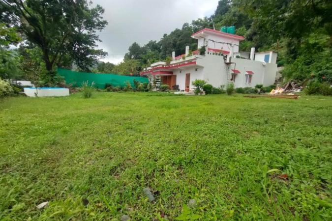 LivingStone Bhimtal Lodge view 5