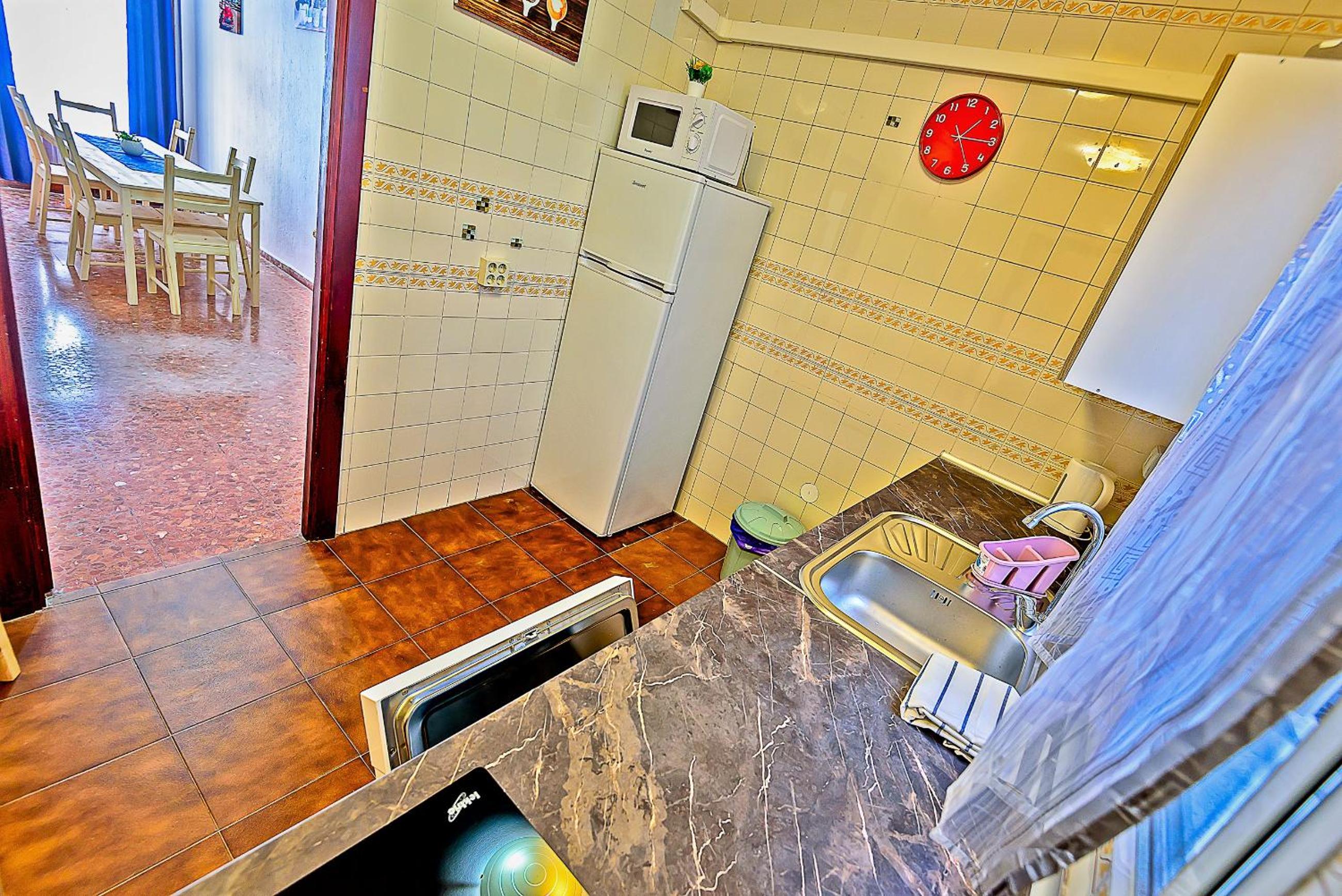 Misericordia Central 4-Bedroom Apartment with Lift