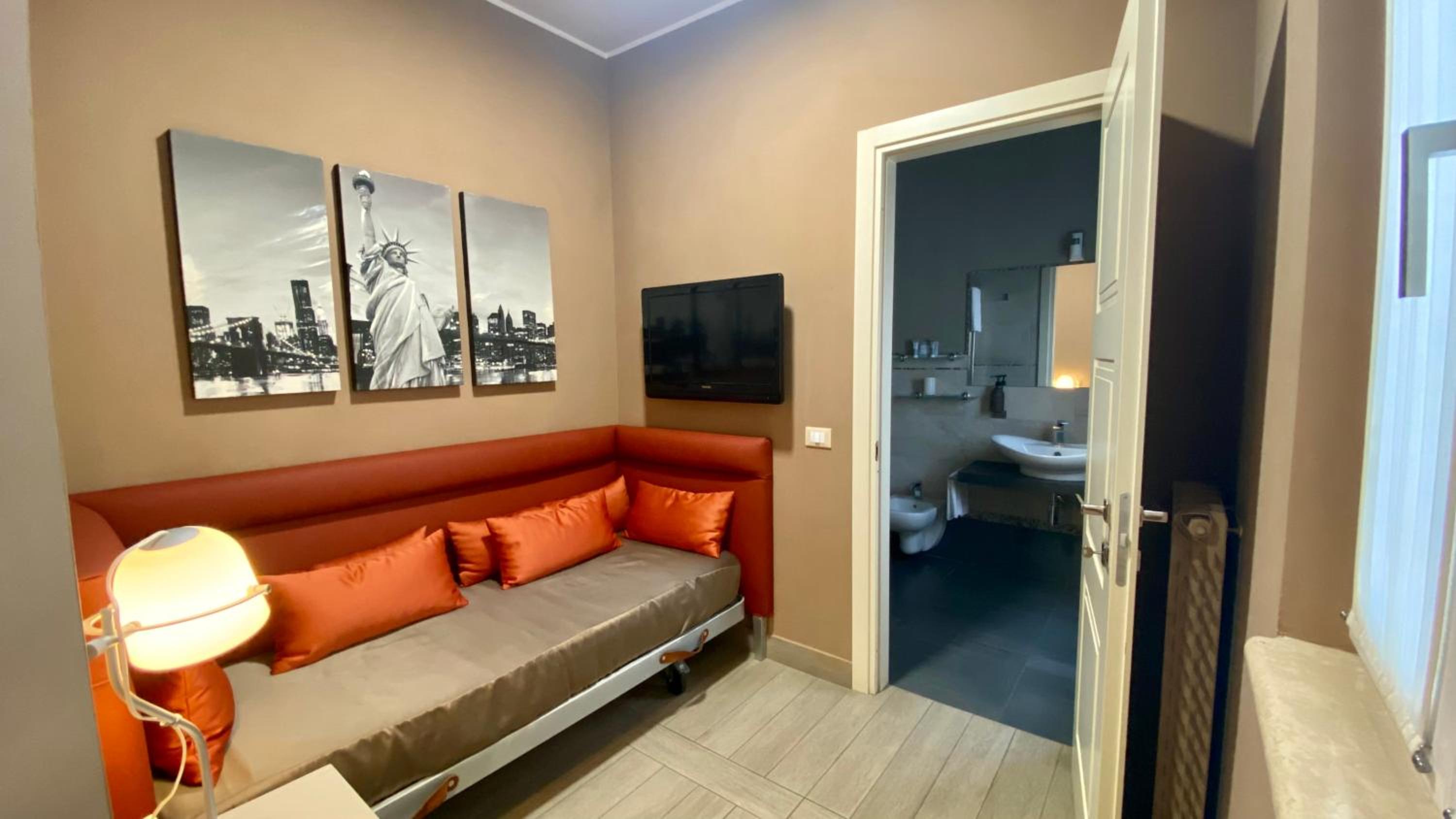 hotel room