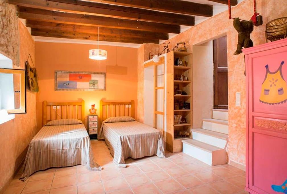 Charming Townhouse 7 PAX WIFI/AIRCON - Ca's Padrí photo 5