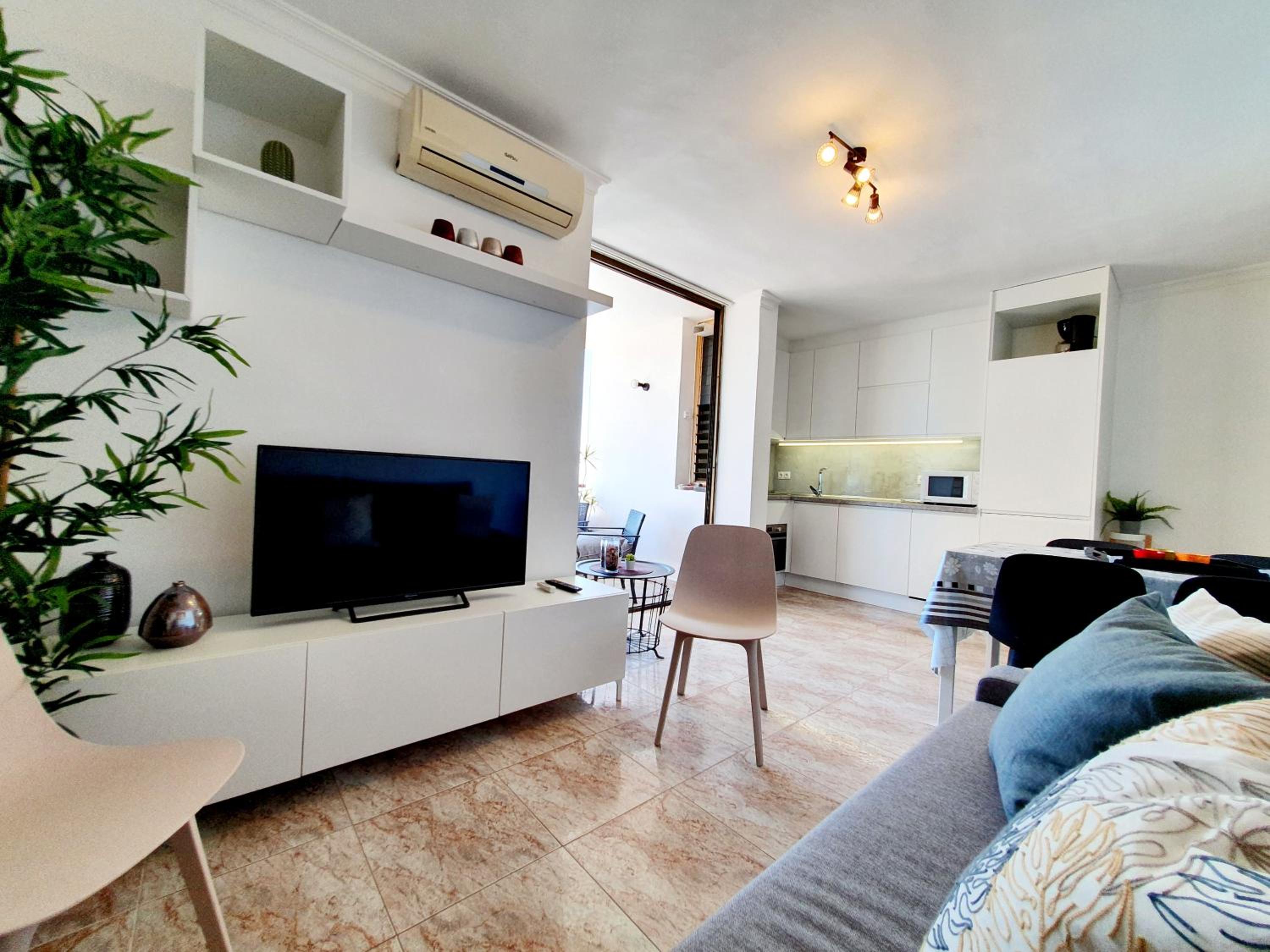 Marina View Apartment