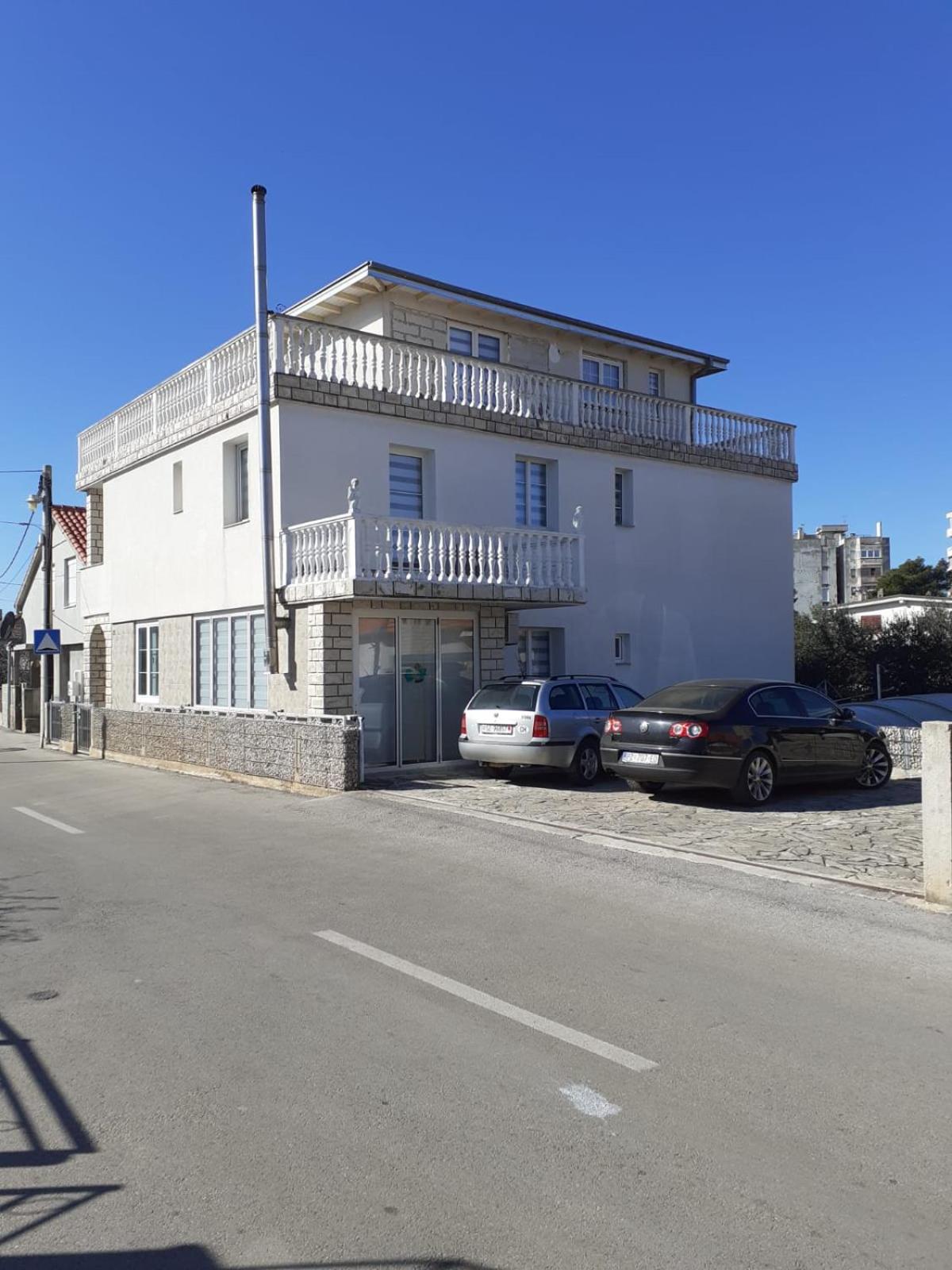 Hotel Angela's house - Image 1