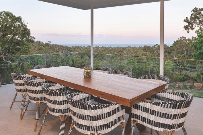 Stunning coastal home 5 bed amazing ocean views