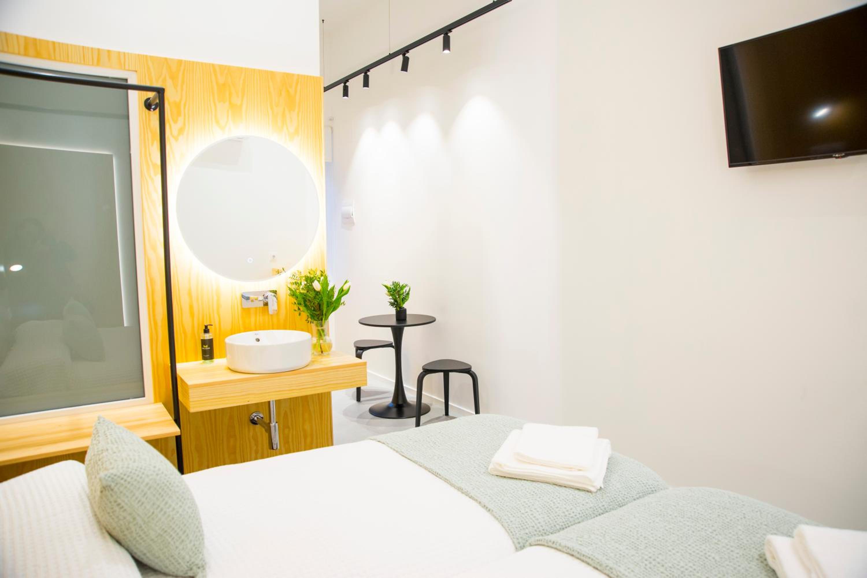 KALIDAS HOSTEL SUITES