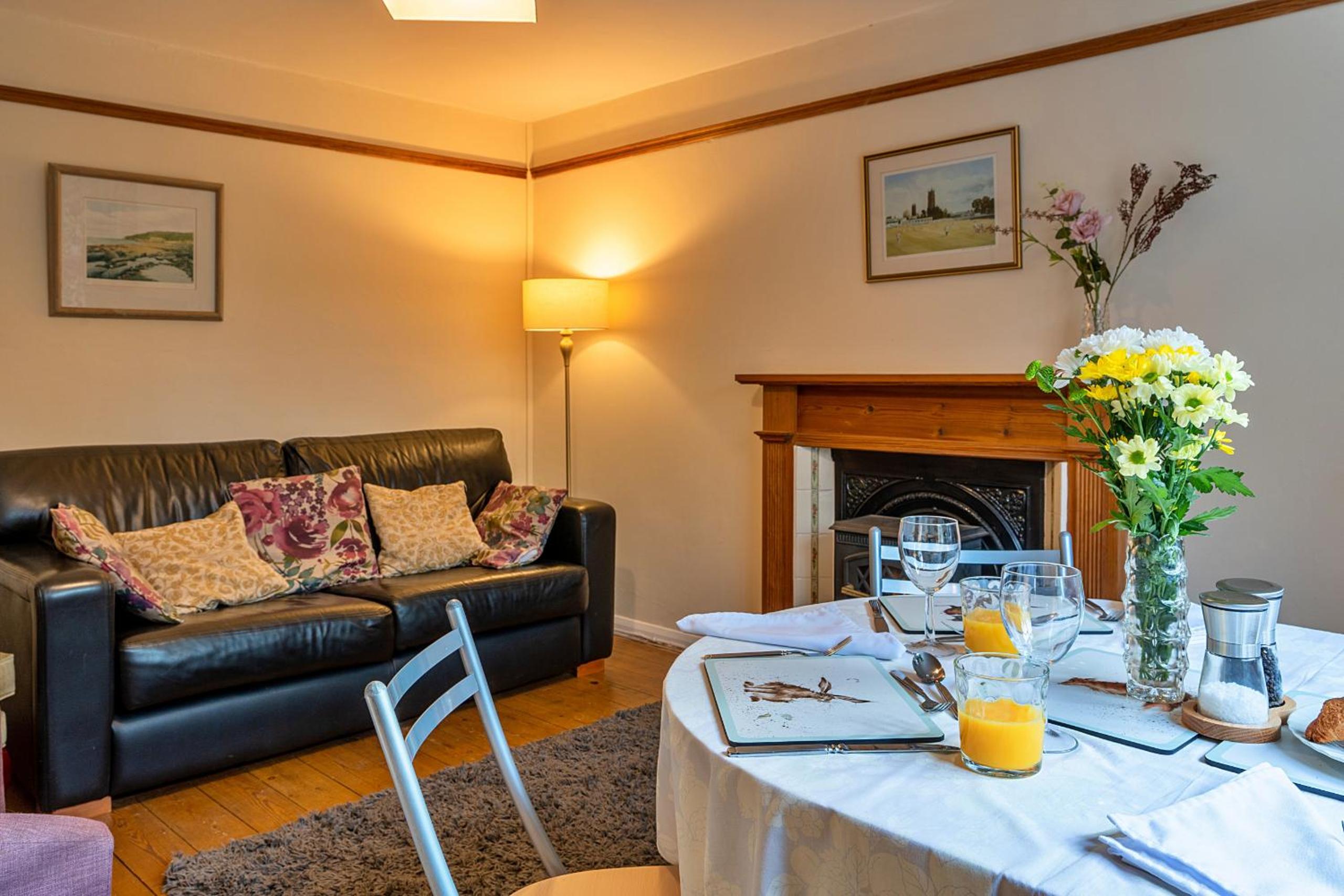 Finest Retreats - Glebe Cottage